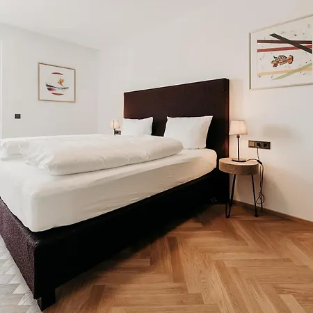 Zumoxn Hotel