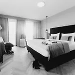 Zumoxn Hotell Laufen