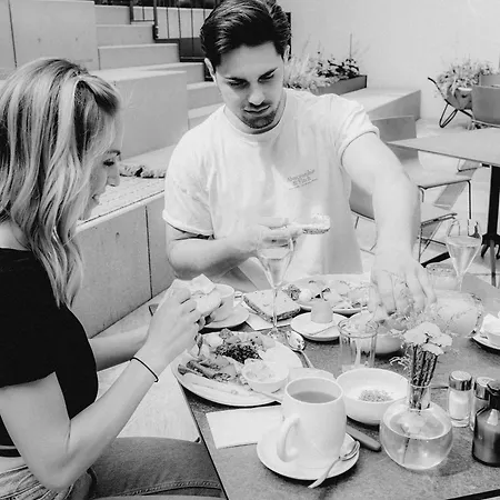 Отель Zumoxn 4*