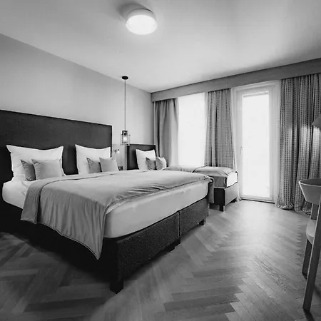 Hotel Zumoxn 4*
